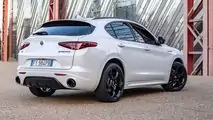 2021 Alfa Romeo Stelvio Ti (exterior)