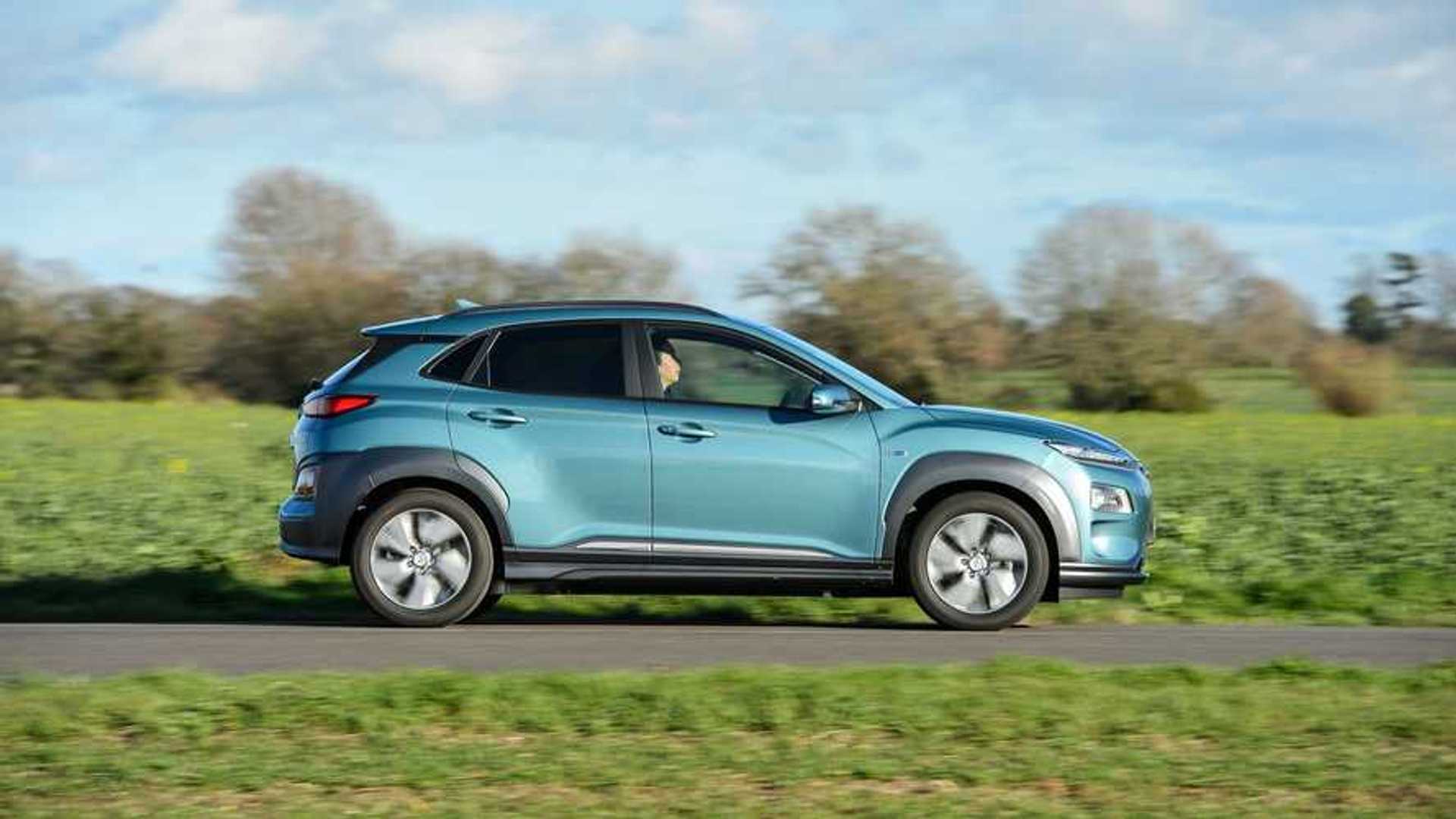 UK Lowers PlugIn Car Grant To £2,500