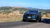 Una settimana da PLUG-IN con la Peugeot 3008 HYbrid 225