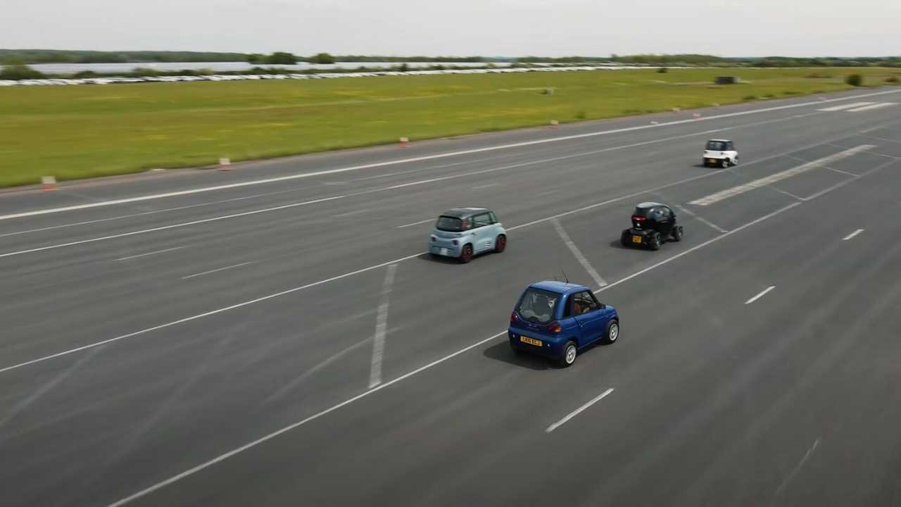Carrera de coches eléctricos sin necesidad de permiso de conducir