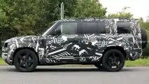Land Rover Defender 130