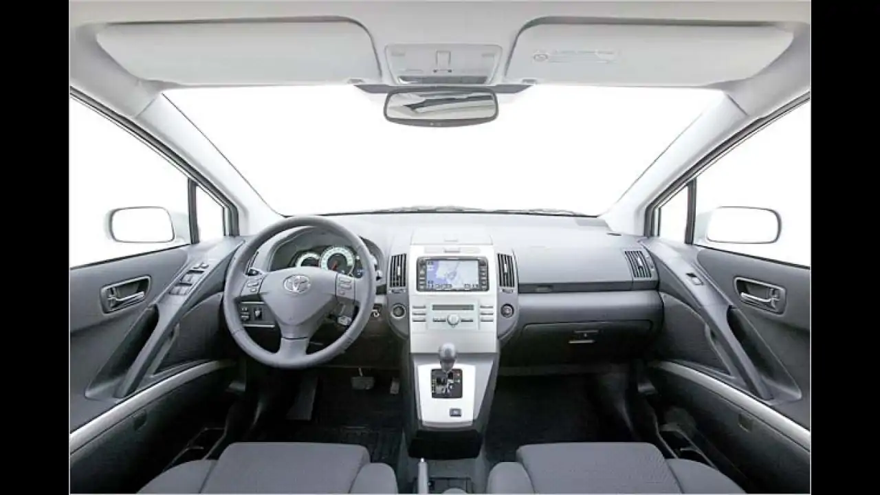 Toyota Corolla Verso Mit Easy7 Sitzen Willkommen Im Klapp