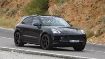 2018 Porsche Macan facelift spy photo