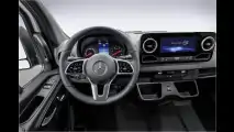 Mercedes Sprinter: Feines Cockpit