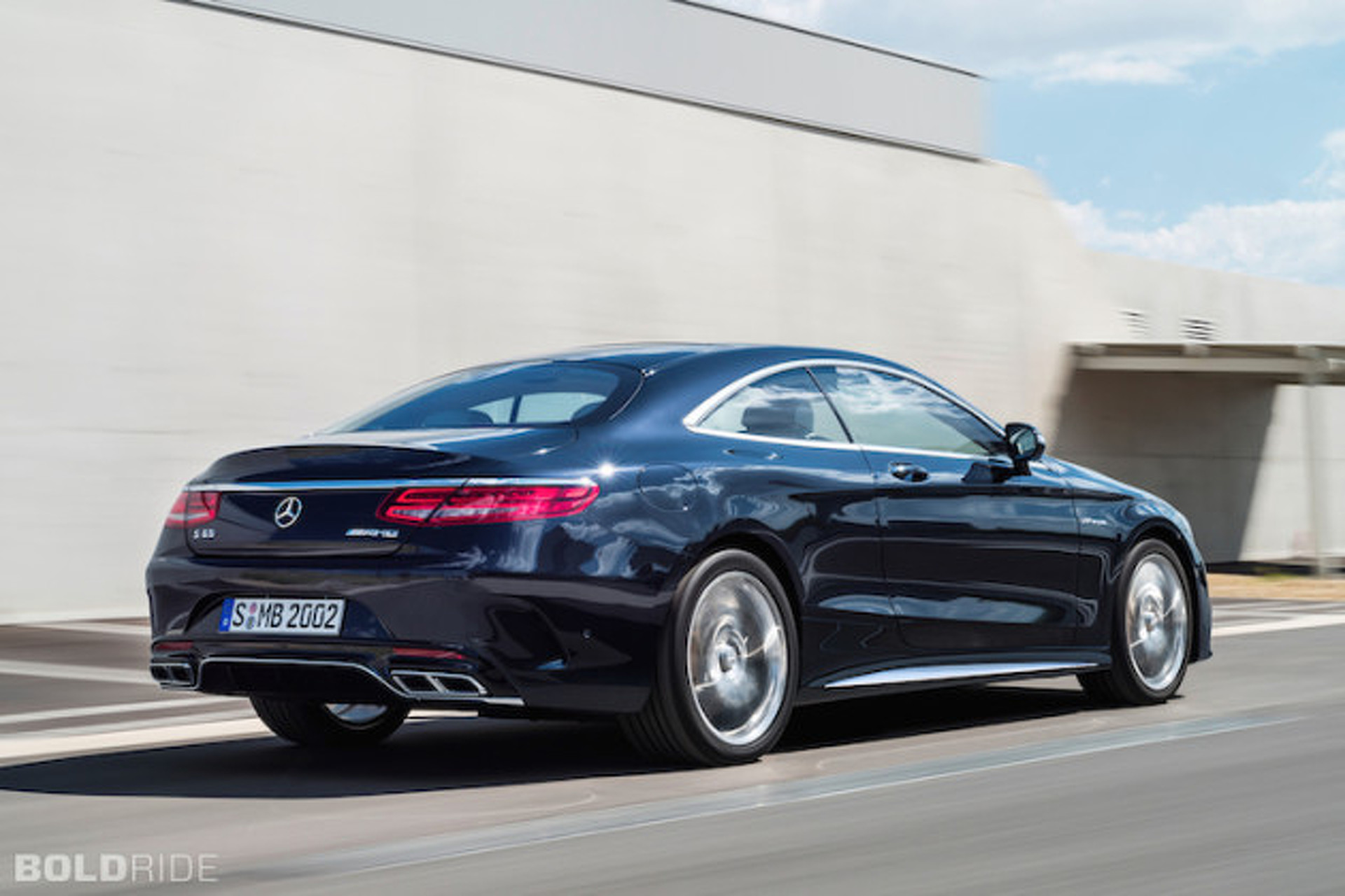 2015 Mercedes-Benz S65 AMG: A Super Coupe Wearing a Tuxedo