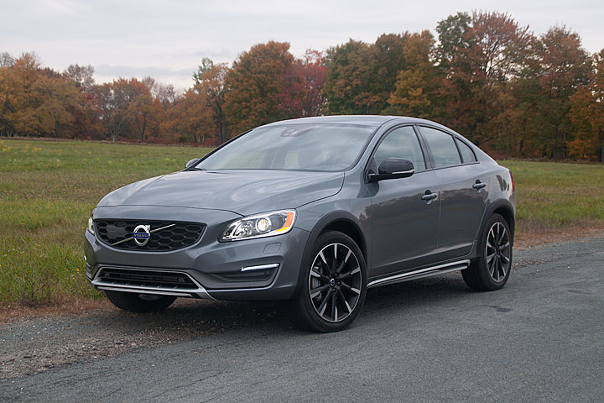 2016 Volvo S60 Cross Country First Drive