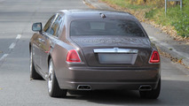 2011 Rolls-Royce Ghost EWB spy photos - 11.09.2010