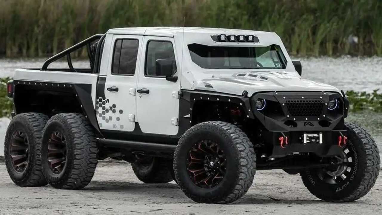 Apocalypse Sinister 6, il 6x6 esagerato in tutto
