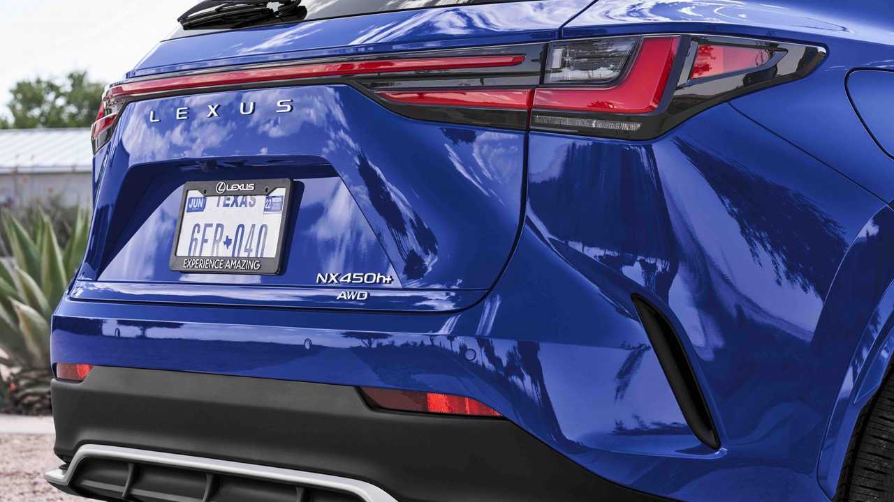 Lexus NX Noir