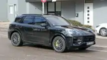 Porsche Cayenne Facelift neues Spionagebild (außen)
