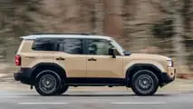 Toyota Land Cruiser First Edition (2024) und Heritage Fleet