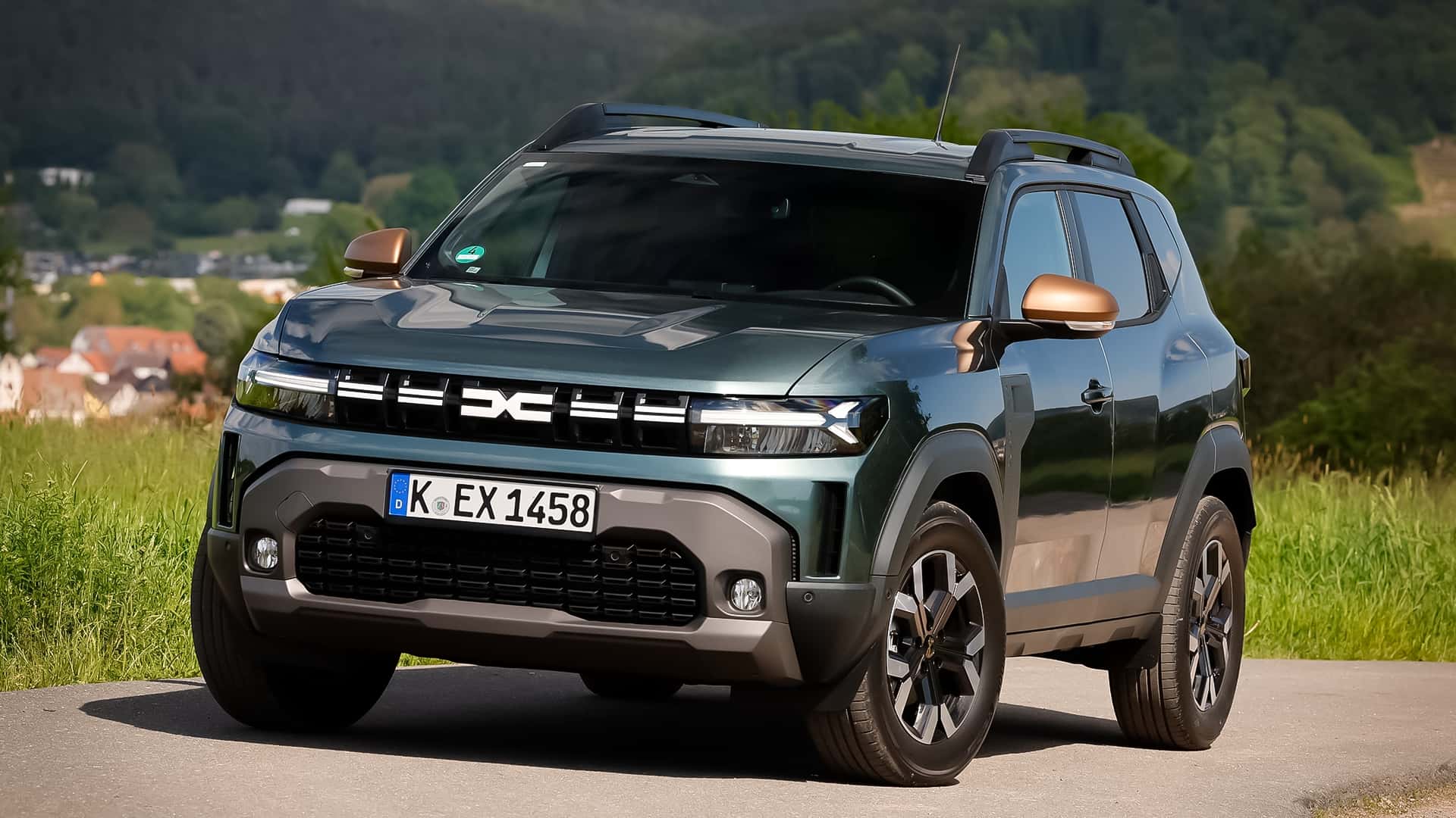 Dacia Boss Duster To Be Available As A Hybrid 4x4 By The End Of 2025 Dacia Boss Duster To Be Available As A Hybrid 4x4 By The End Of 2025