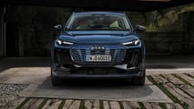 Audi Q6 e-tron (2024)