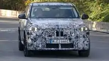 BMW iX2, le prime foto spia