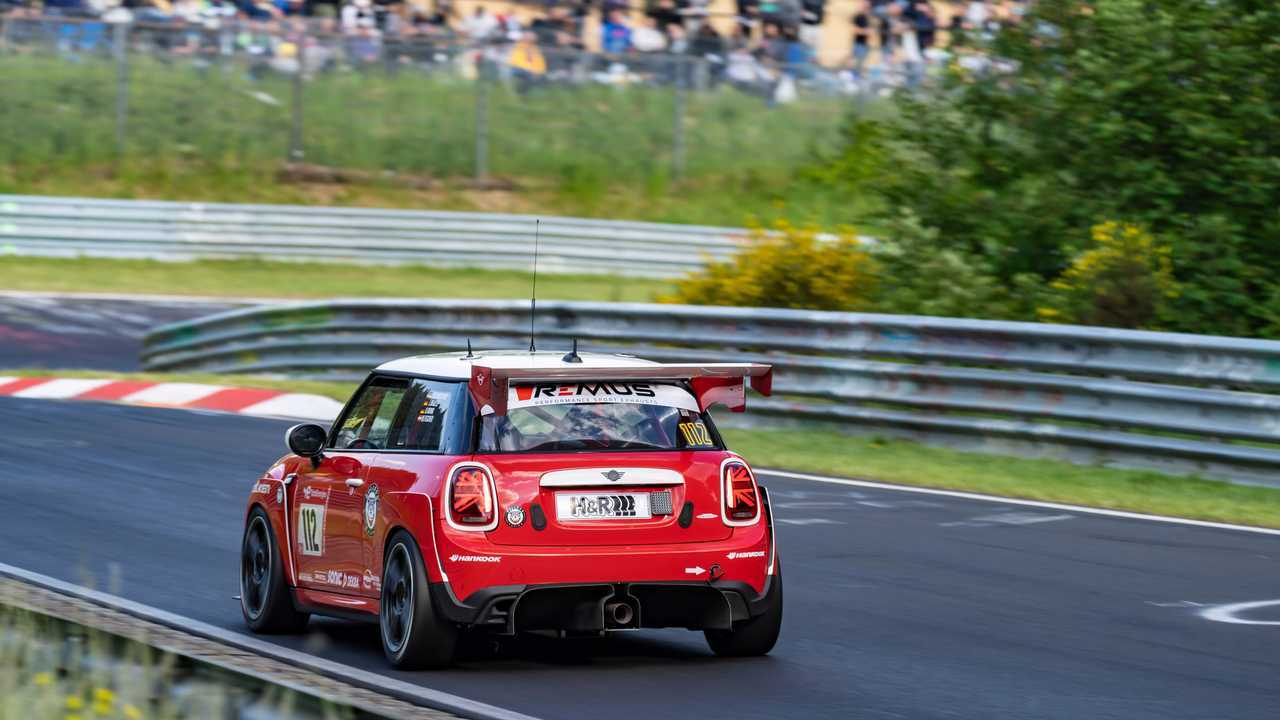 MINI John Cooper Works, Bulldog Racing