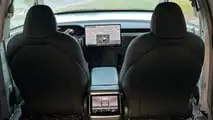 Tesla Model S Plaid with Honda Odyssey body swap