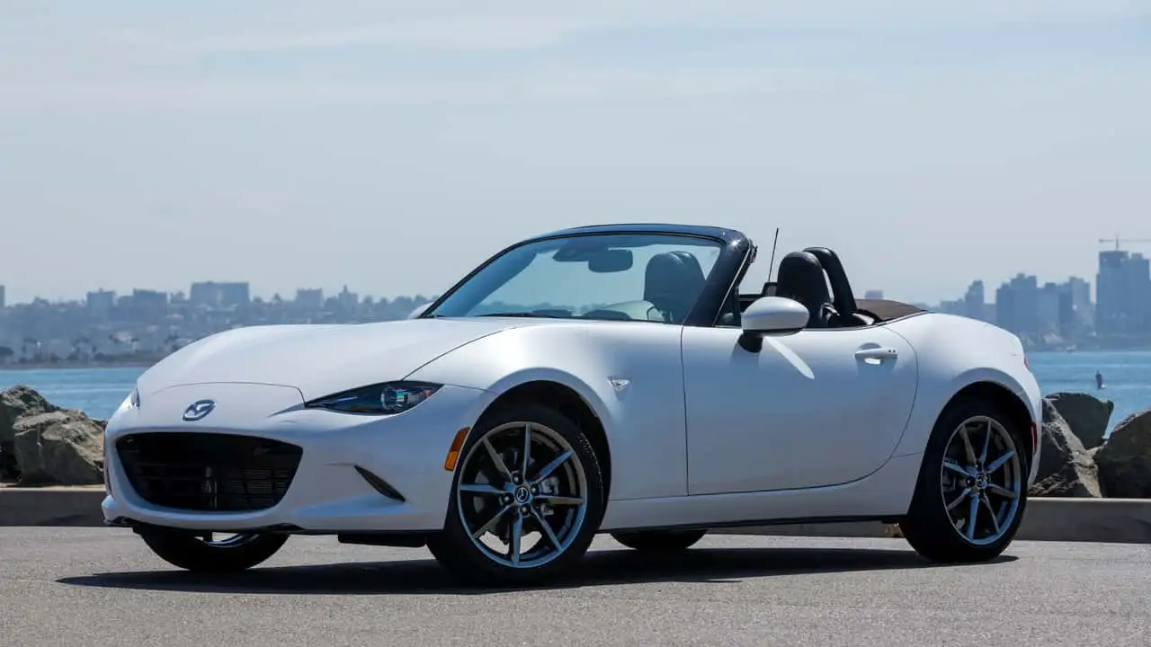 https://cdn.motor1.com/images/mgl/YAGBYJ/s3/mazda-mx-5-miata.webp