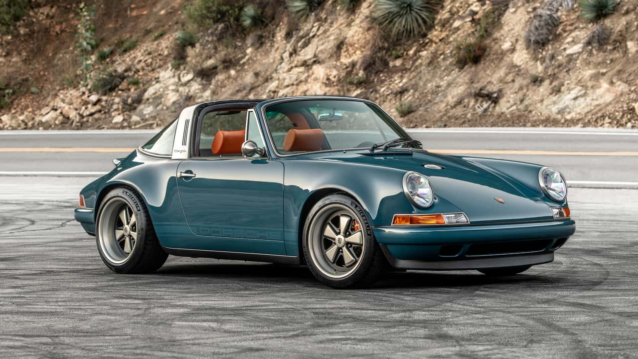 Singer Sotto Commission Porsche 911