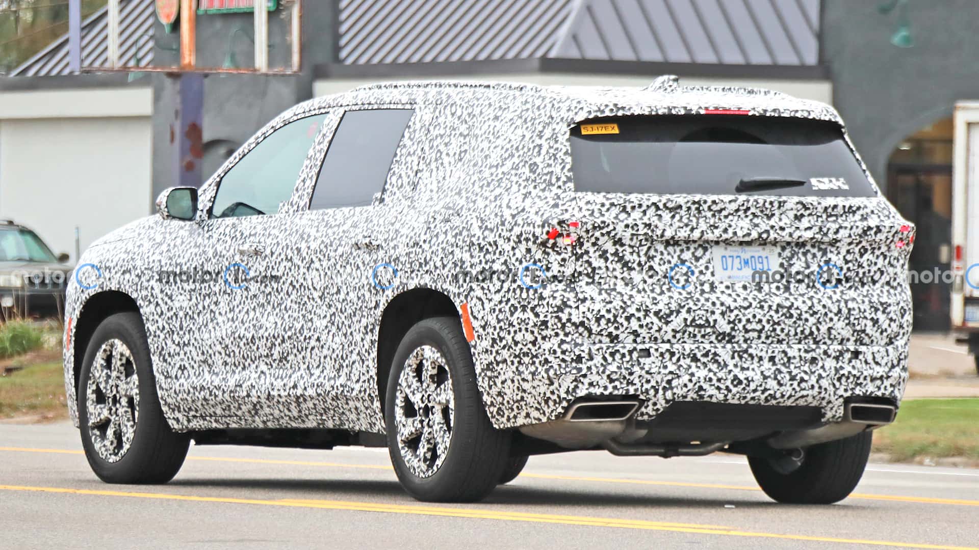 2025-buick-enclave-spy-photos.jpg