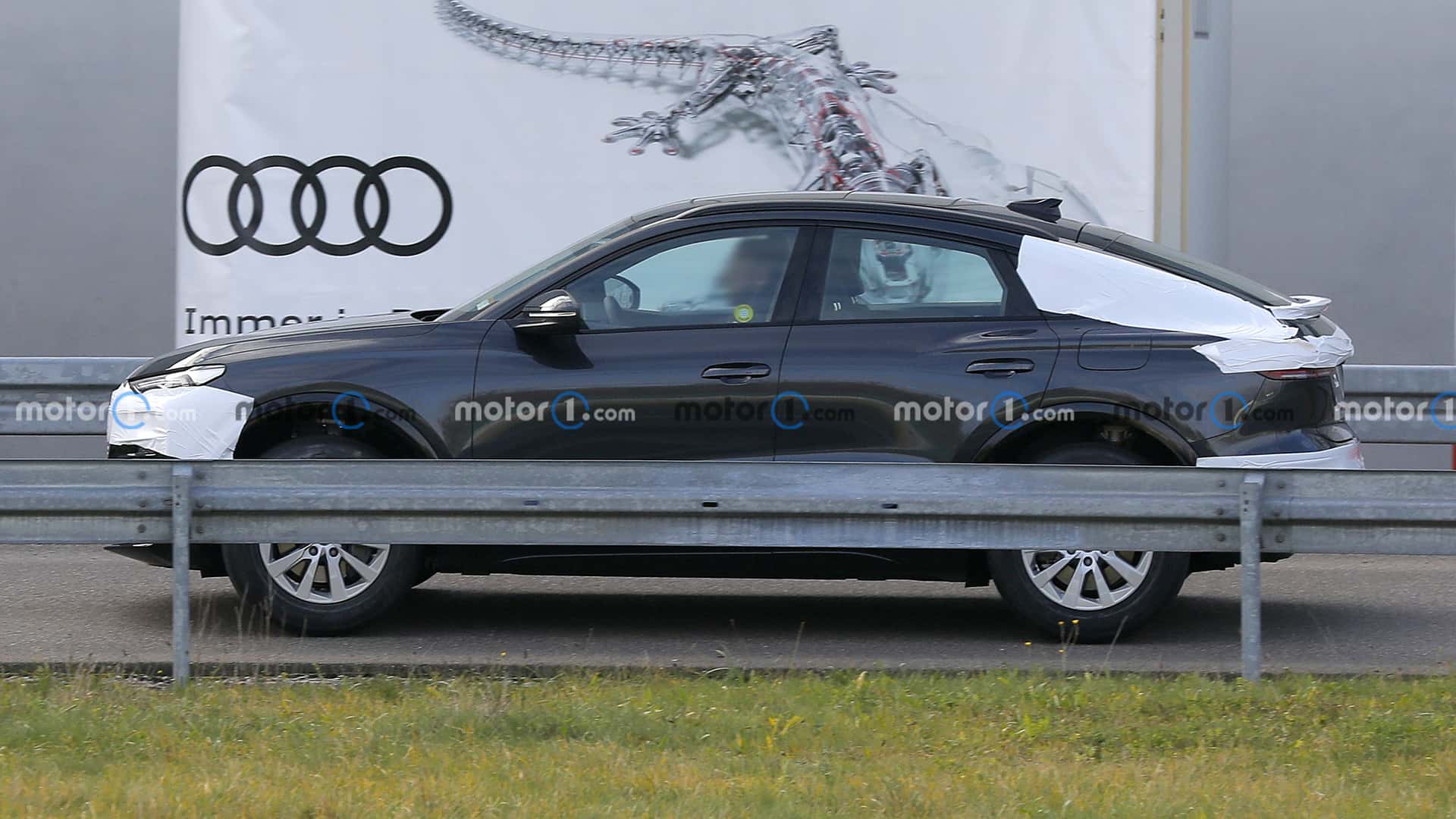 audi-q6-e-tron-sportback-spy-photo.jpg