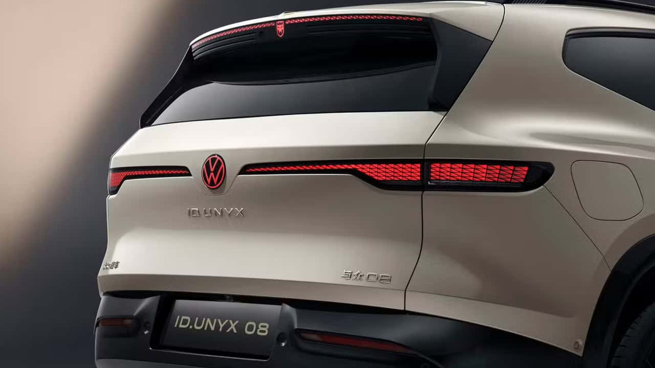 Volkswagen ID. Unyx 08