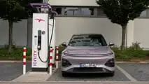 Xpeng G6 AWD Performance (2026) durante o carregamento