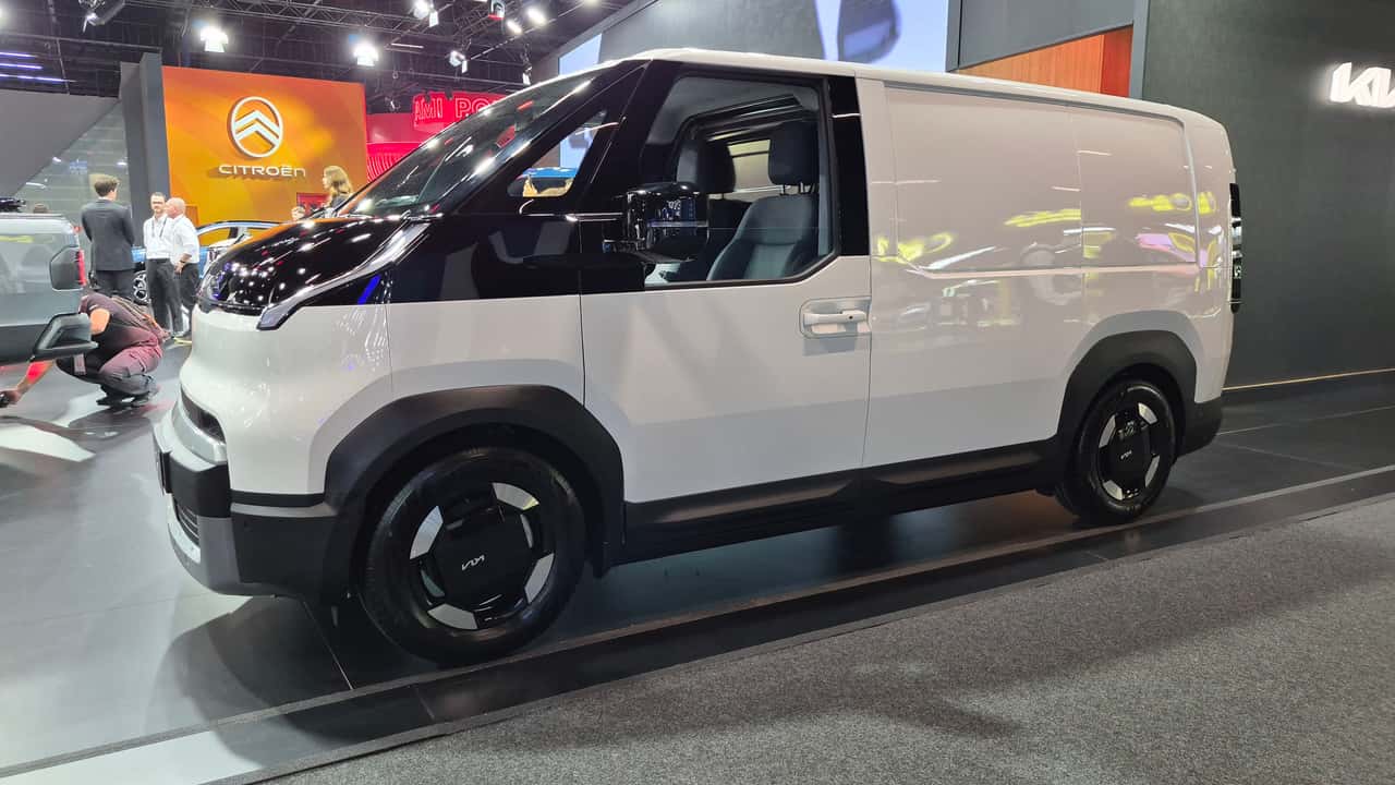 ‘Besta elétrica’: Kia PV5 recebe 5 estrelas no Euro NCAP e mira o Brasil