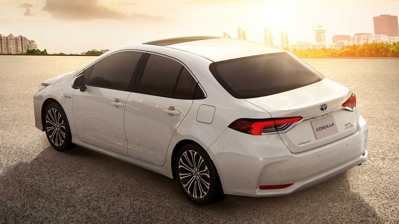 Toyota Corolla e Corolla Cross 2023