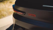 BMW  XM Label Red