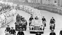 Ausstellung im Vatikan: Ein Jahrhundert Papamobile von Mercedes