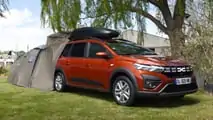 Dacia Jogger Camping (2023) in prova