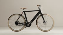 Veloretti Ace 2 im Farbton Jet Black