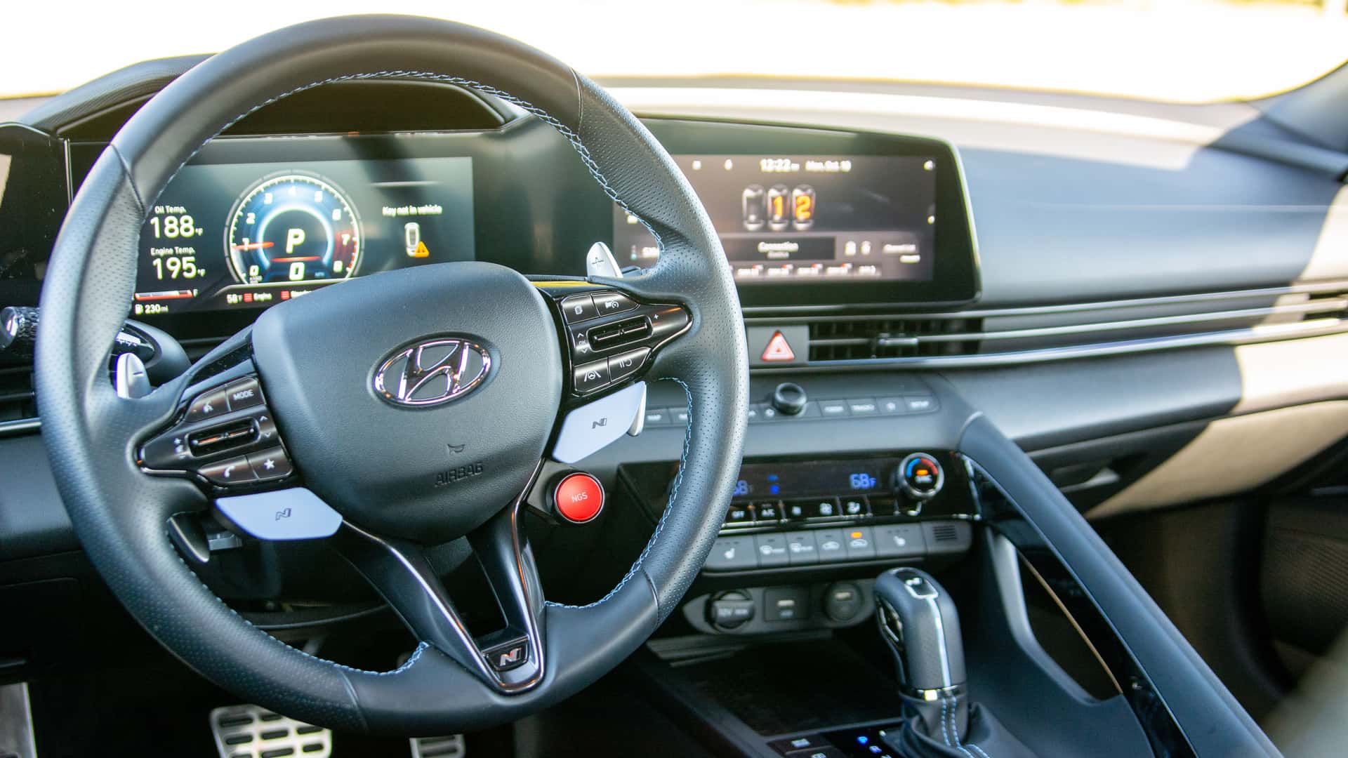 https://cdn.motor1.com/images/mgl/YAlgzl/s1/2023-hyundai-elantra-n.jpg