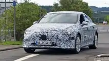 Mercedes CLA auf MMA-Basis als Erlkönig