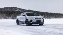 Alpine A390, the photos of the tests at the Arctic Circle