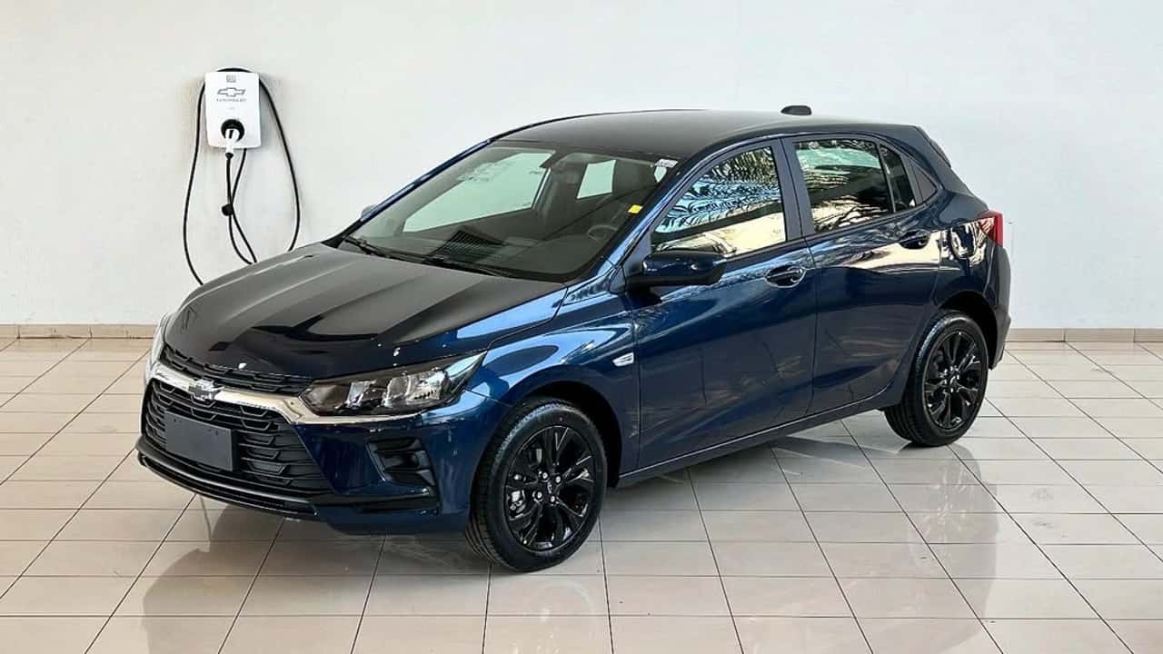 Chevrolet Onix 2026: veja como fica o painel analógico da série 100 anos