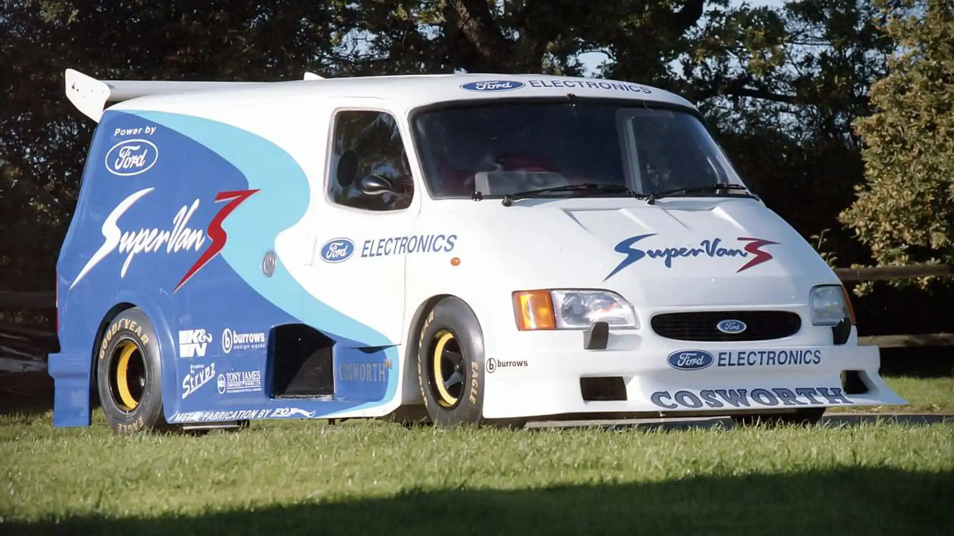 The powerful Supervan II, based on a Le Mans racing car.