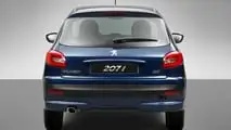 Der Peugeot 207i wird immer noch im Iran produziert (hinten)