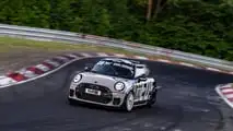 Mini John Cooper Works Bulldog Racing im 24h-Rennen auf dem Nürburgring 2025