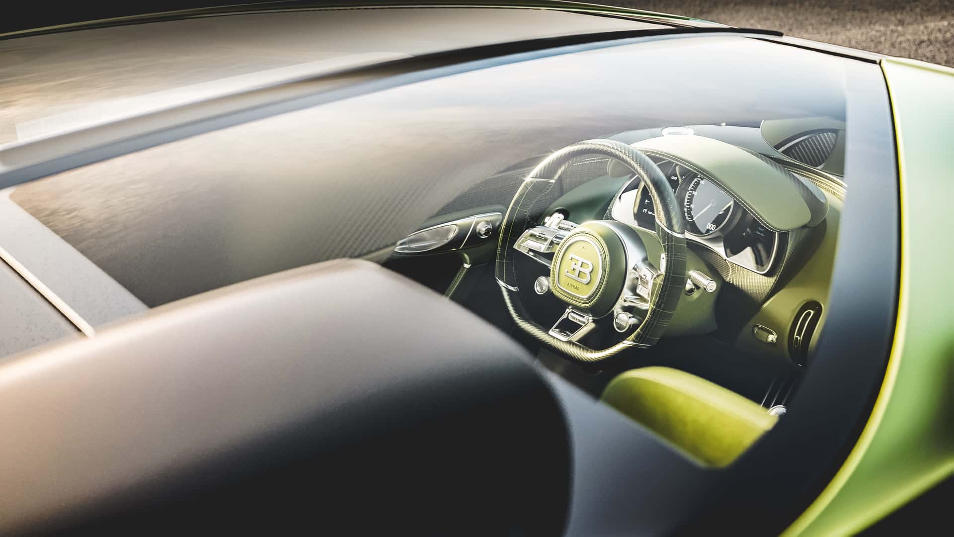 https://cdn.motor1.com/images/mgl/YAqpx0/s1/bugatti-brouillard.jpg