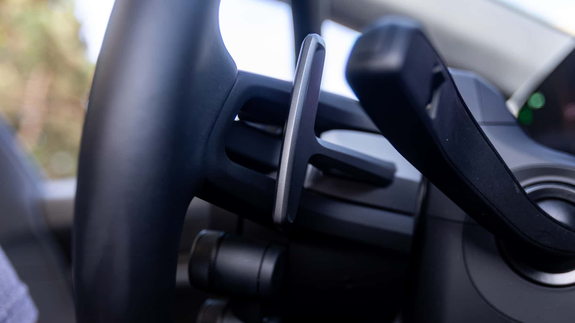 https://cdn.motor1.com/images/mgl/YAz4Mv/s1/2027-porsche-taycan-e-shift.jpg