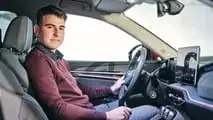 Skoda Kodiaq als Papiermodell im Maßstab 1:10
