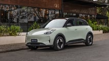 Geely E2