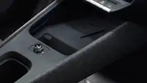 Volkswagen-ID. Cross, die Innenausstattung und der Kofferraum