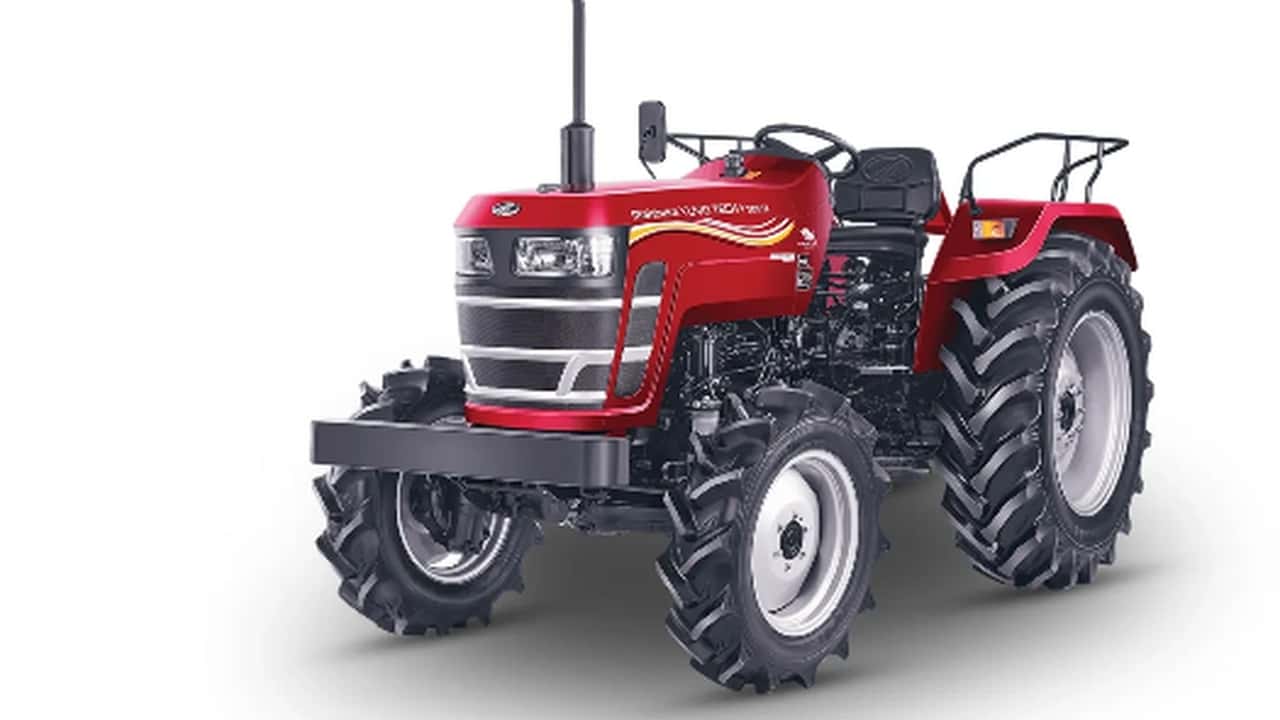 Mahindra YuvoTech+ 585 DI V1: nuovo motore mBULL e 30% coppia
