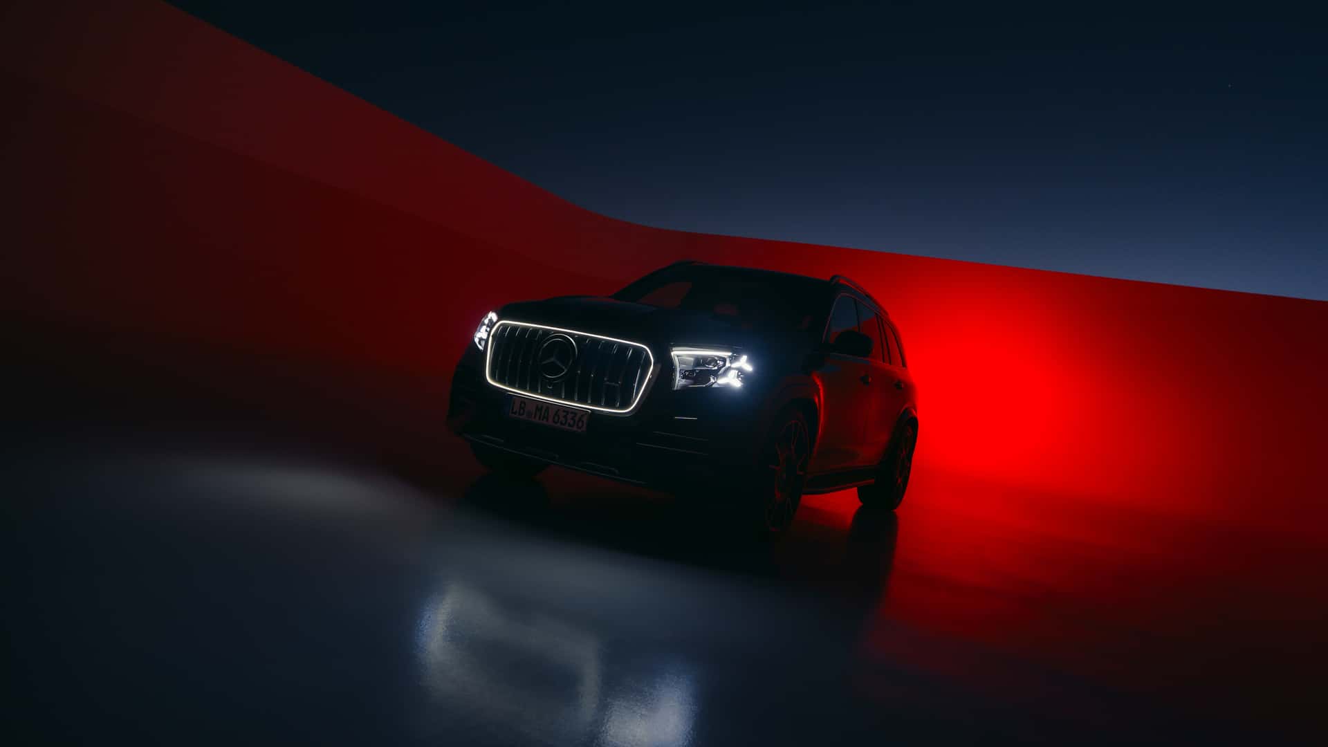https://cdn.motor1.com/images/mgl/YAzjpw/s1/2027-mercedes-amg-gls-63.jpg