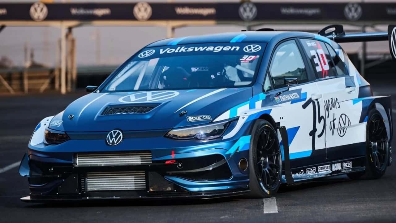 Volkswagen Golf da 1.000 CV