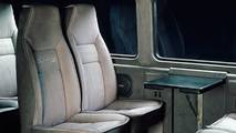 Mercedes-Benz 100 D 1989