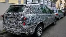 Possible BMW X7 spy photo