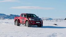 Toyota Hilux AT38